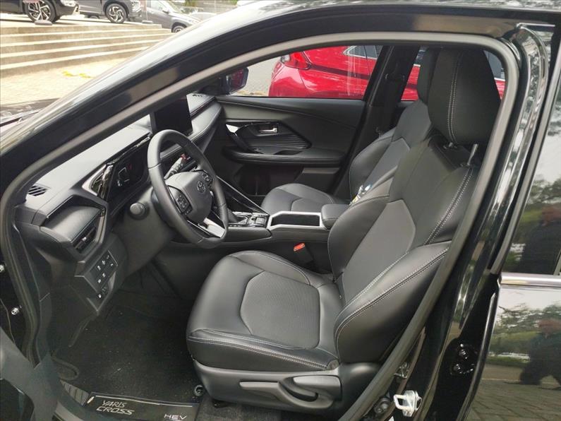Toyota-YARIS CROSS-1.5 VVT-I Hybrid XRX