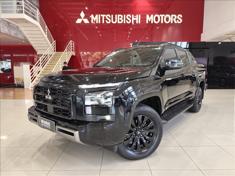 Mitsubishi-TRITON-2.4 Biturbo CD Katana 4X4