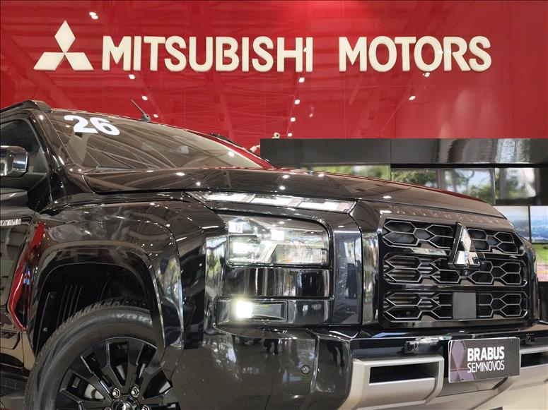 Mitsubishi-TRITON-2.4 Biturbo CD Katana 4X4