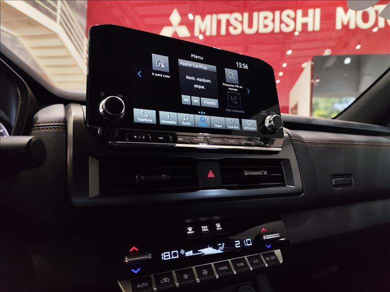 Mitsubishi-TRITON-2.4 Biturbo CD Katana 4X4