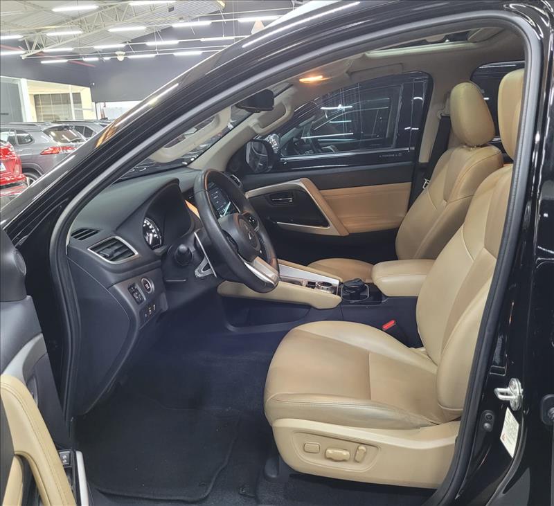 Mitsubishi-PAJERO SPORT-2.4 16V Mivec Turbo Hpe-s AWD