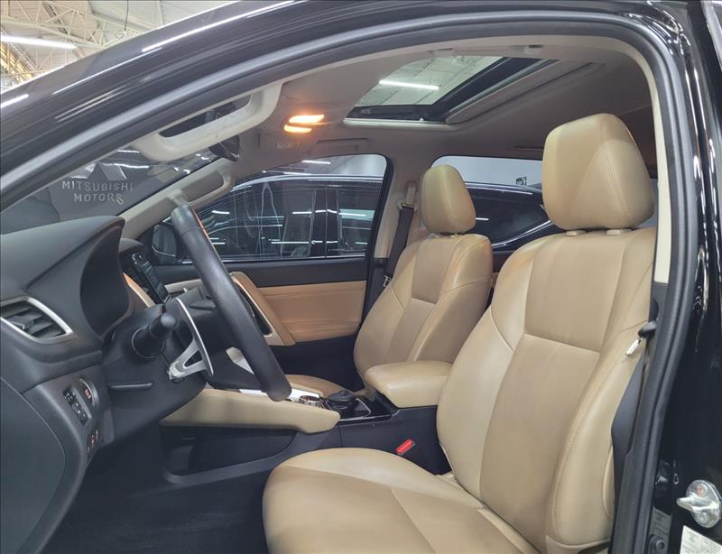 Mitsubishi-PAJERO SPORT-2.4 16V Mivec Turbo Hpe-s AWD