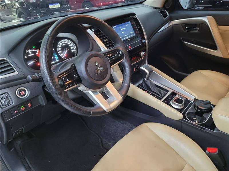 Mitsubishi-PAJERO SPORT-2.4 16V Mivec Turbo Hpe-s AWD