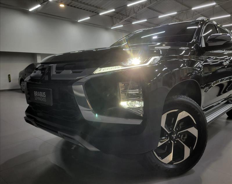 Mitsubishi-PAJERO SPORT-2.4 16V Mivec Turbo Hpe-s AWD