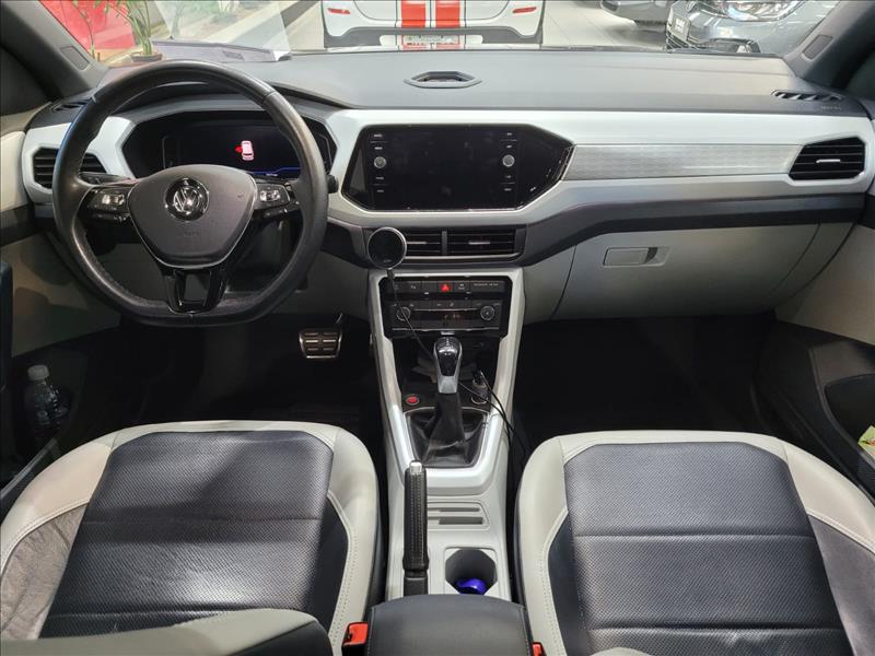 VW - Volkswagen-T-CROSS-1.4 250 TSI Highline