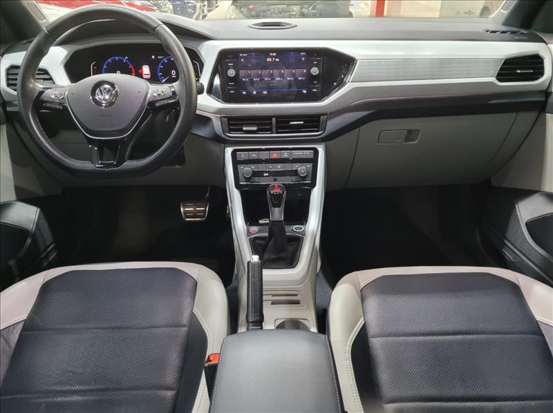 Volkswagen-T-CROSS-1.4 250 TSI Highline
