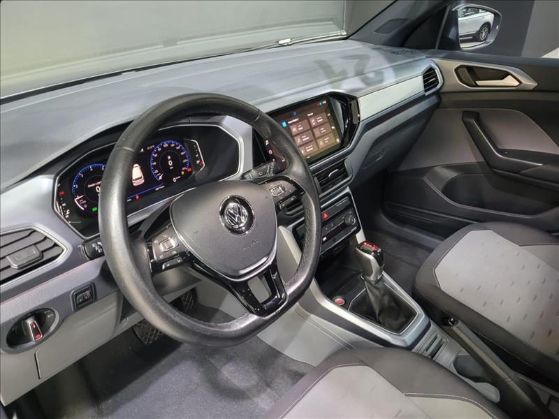 Volkswagen-T-CROSS-1.0 200 TSI Comfortline