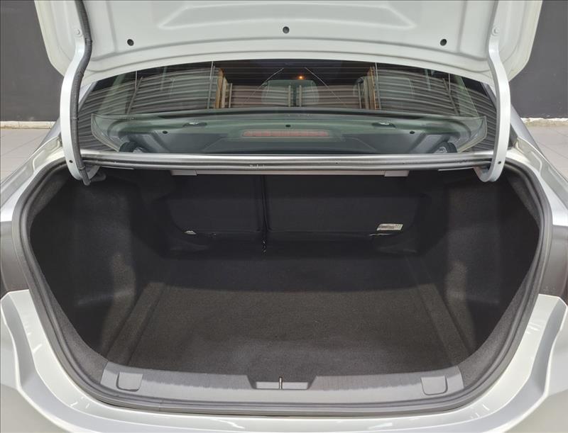 GM - Chevrolet-ONIX-1.0 Plus LT