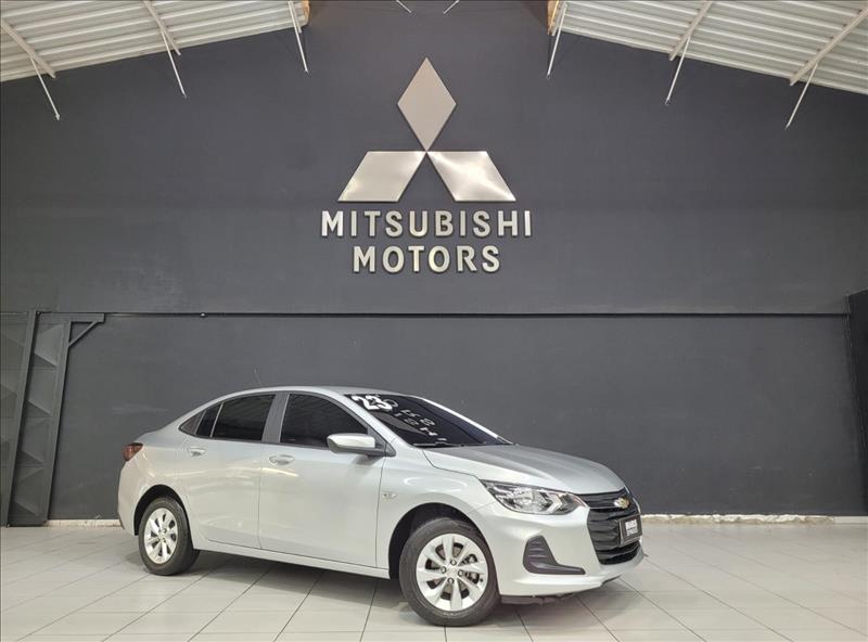 GM - Chevrolet-ONIX-1.0 Plus LT