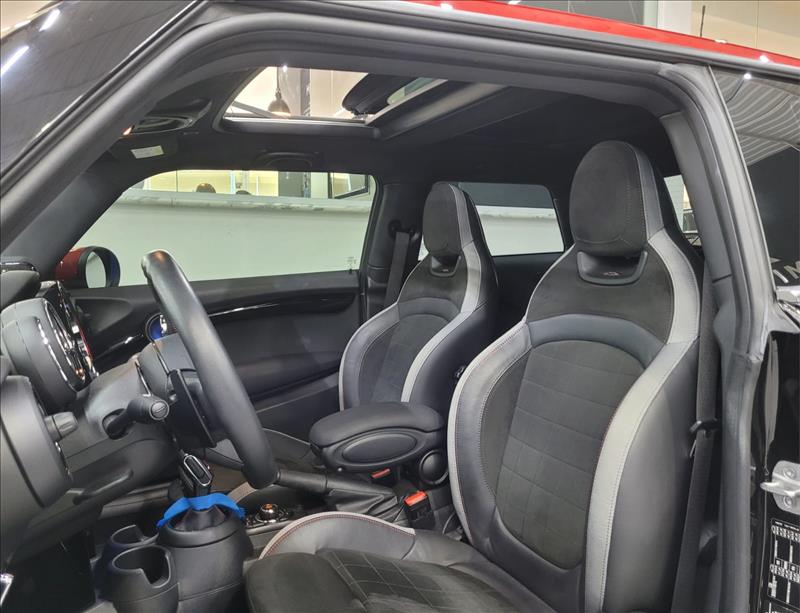 MINI-COOPER-2.0 16V Twinpower John Cooper Works