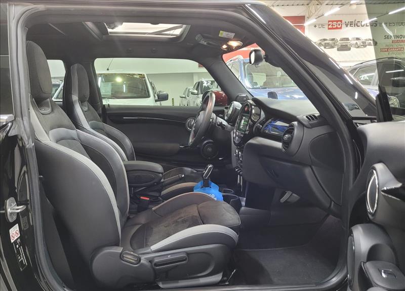 MINI-COOPER-2.0 16V Twinpower John Cooper Works