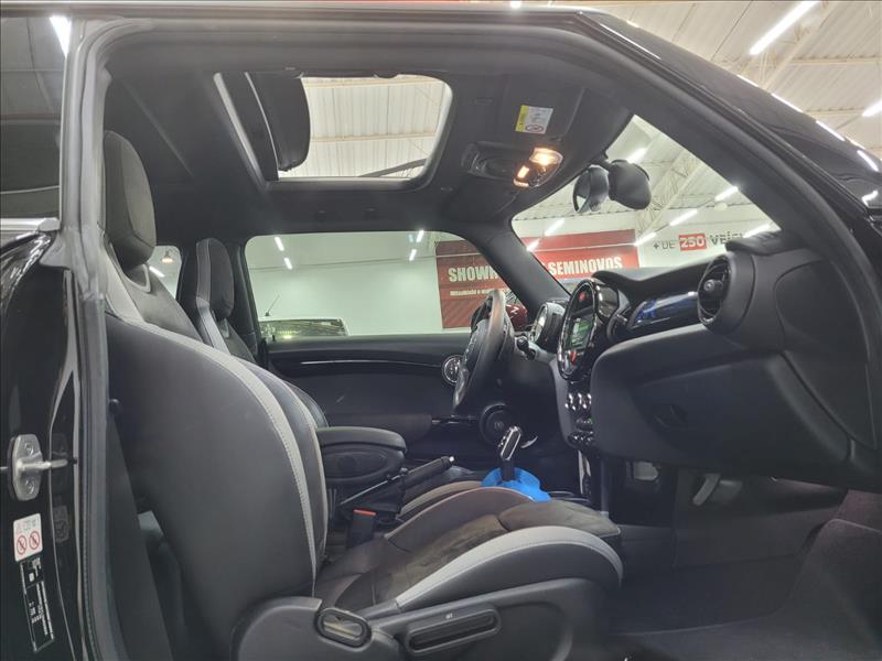 MINI-COOPER-2.0 16V Twinpower John Cooper Works