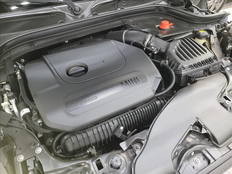 MINI-COOPER-2.0 16V Twinpower John Cooper Works