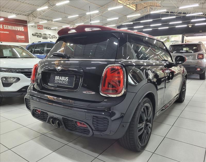 MINI-COOPER-2.0 16V Twinpower John Cooper Works