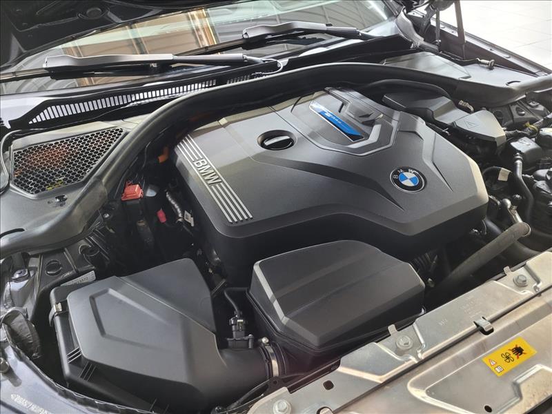 BMW-330E-2.0 16V Turbo M Sport