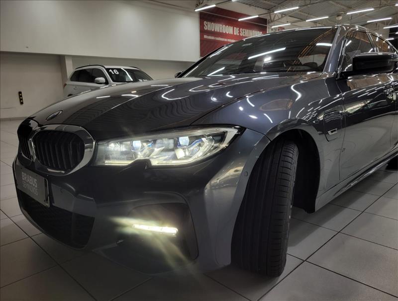 BMW-330E-2.0 16V Turbo M Sport