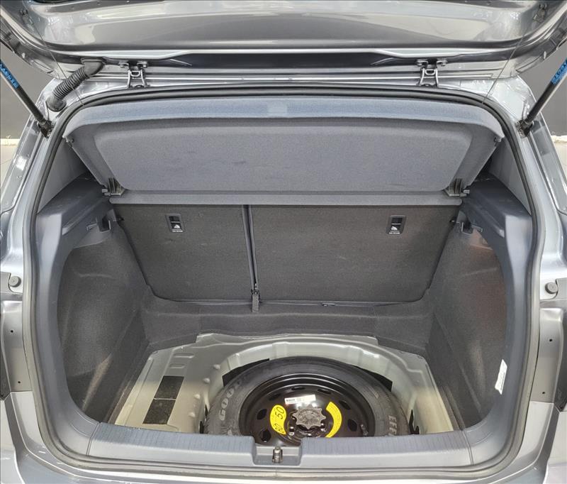 VW - Volkswagen-T-CROSS-1.0 200 TSI