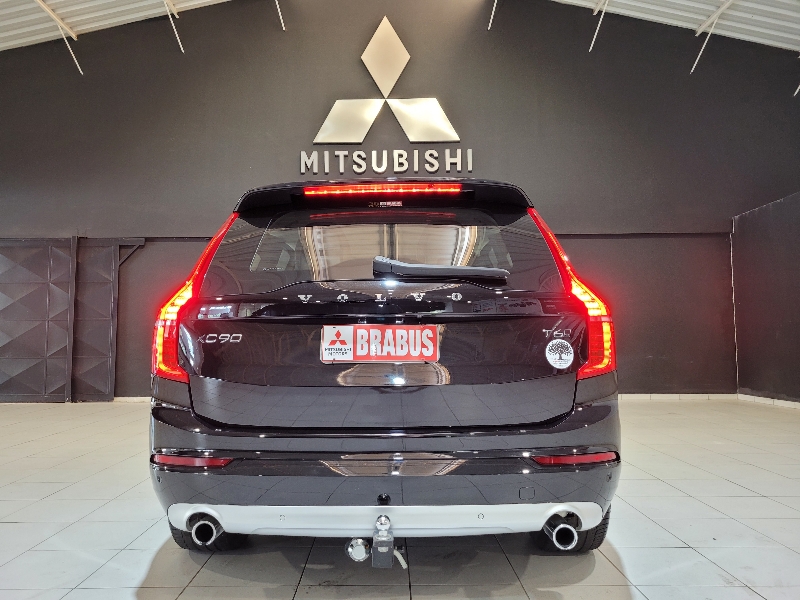 XC90 2.0 T6 Momentum AWD Geartronic XC90 2.0 T6 Momentum AWD Geartronic