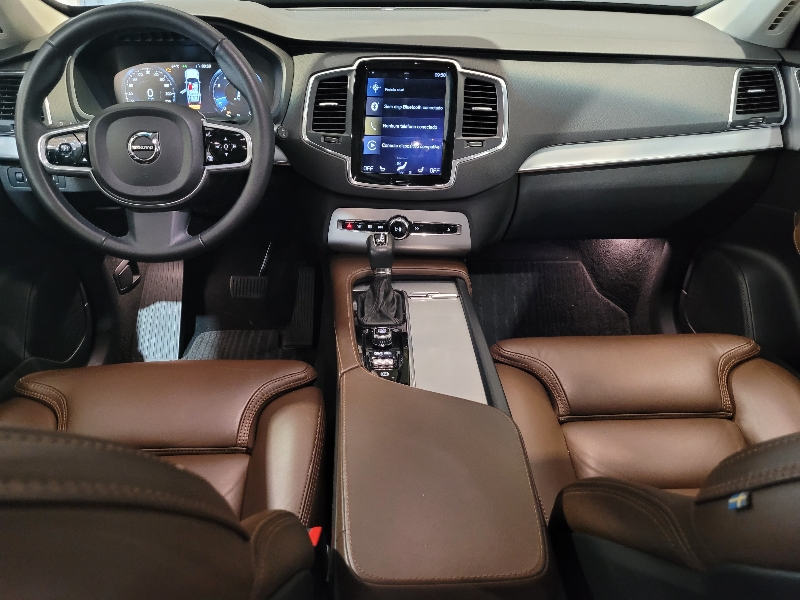 XC90 2.0 T6 Momentum AWD Geartronic XC90 2.0 T6 Momentum AWD Geartronic