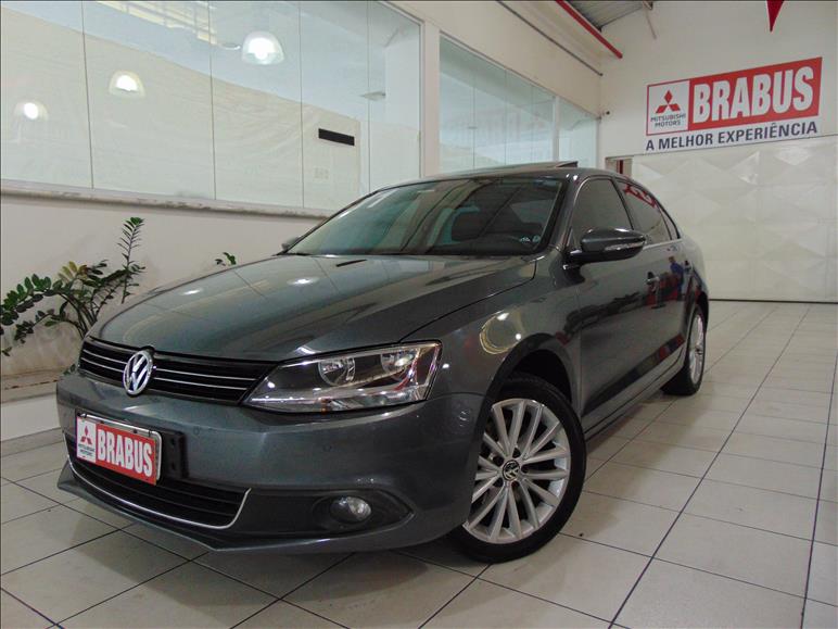 VOLKSWAGEN JETTA 2.0 TSI Highline 200cv