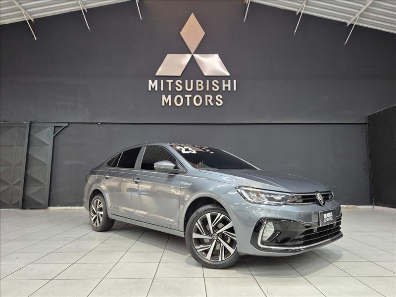 VW - Volkswagen-VIRTUS-1.0 200 TSI Highline