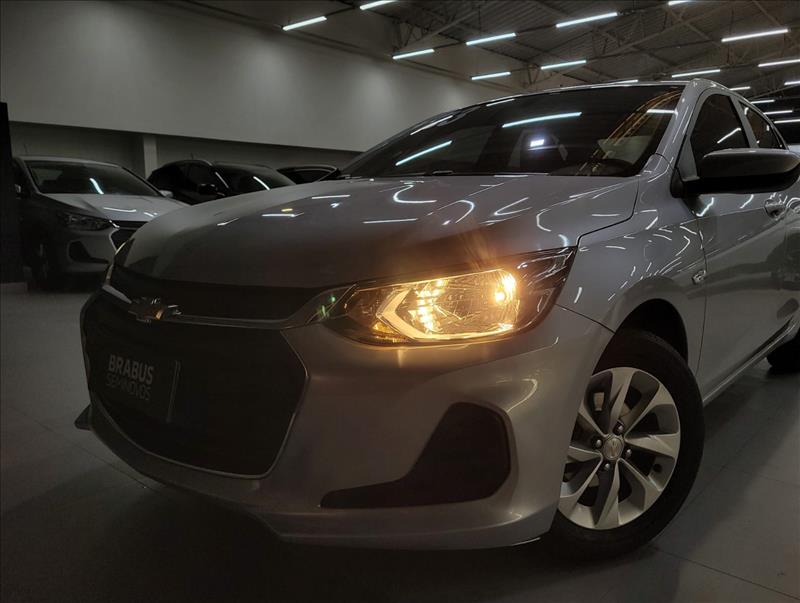 GM - Chevrolet-ONIX-1.0 Turbo Plus LT
