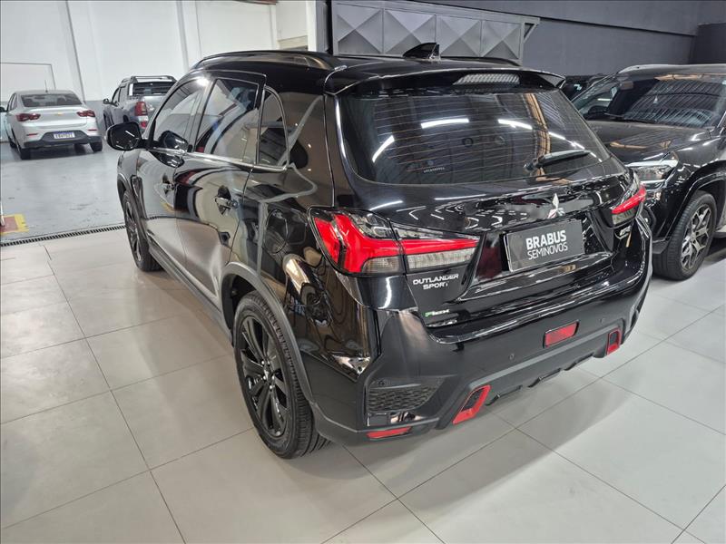 Mitsubishi-OUTLANDER SPORT-2.0 Mivec HPE Black Edition AWD