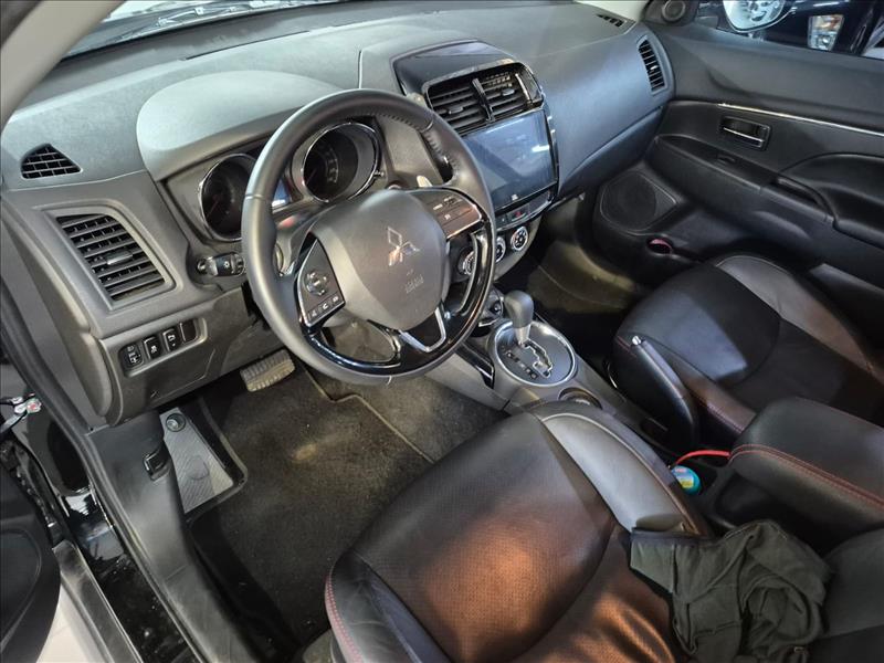 Mitsubishi-OUTLANDER SPORT-2.0 Mivec HPE Black Edition AWD