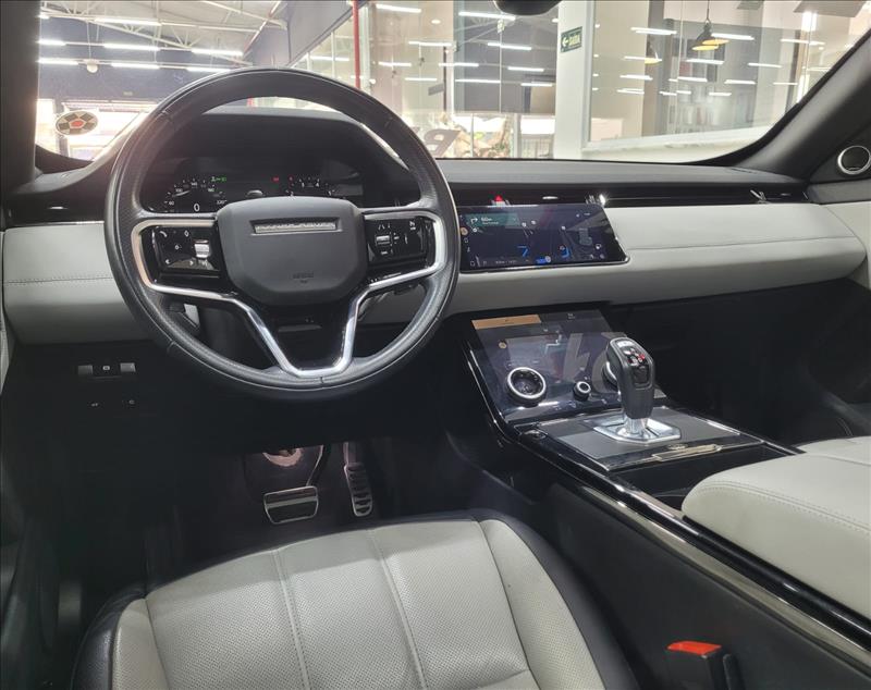 Land Rover-RANGE ROVER EVOQUE-2.0 P250 R-dynamic SE AWD