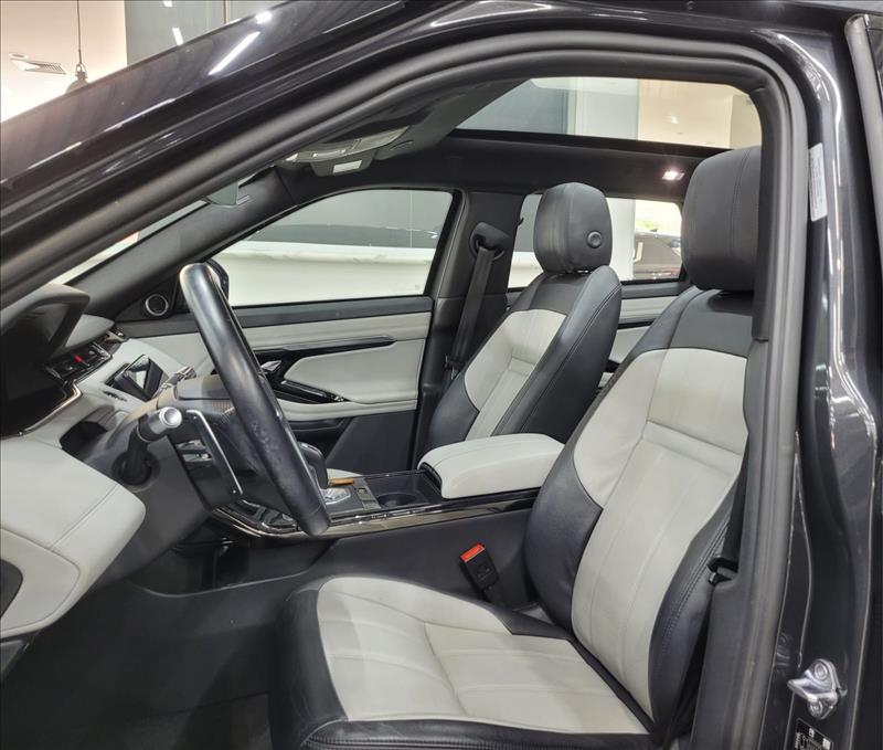 Land Rover-RANGE ROVER EVOQUE-2.0 P250 R-dynamic SE AWD