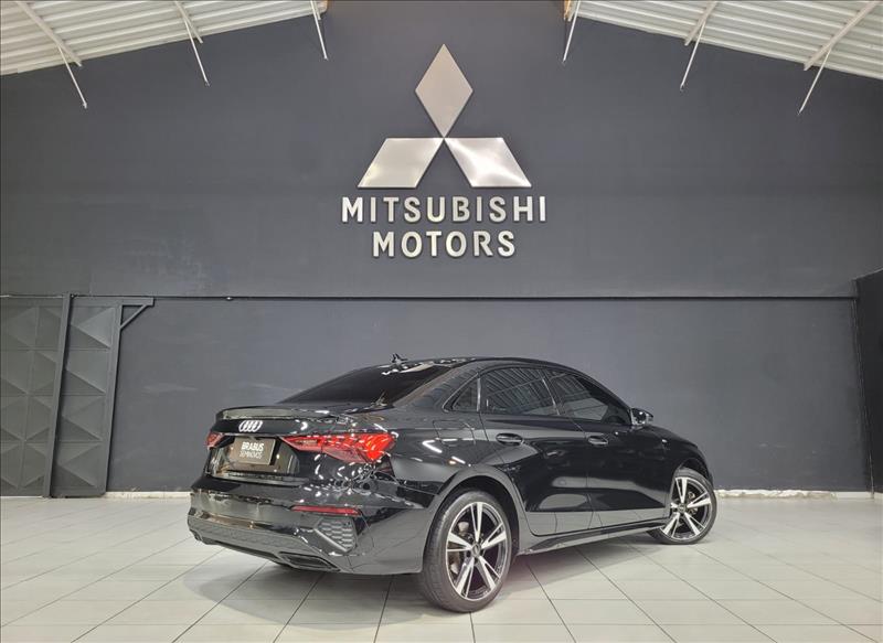 Audi-A3-2.0 40 TFSI Mhev Sedan Performance Black