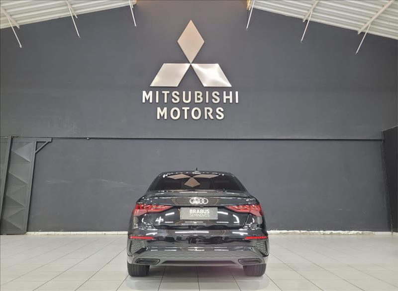 Audi-A3-2.0 40 TFSI Mhev Sedan Performance Black