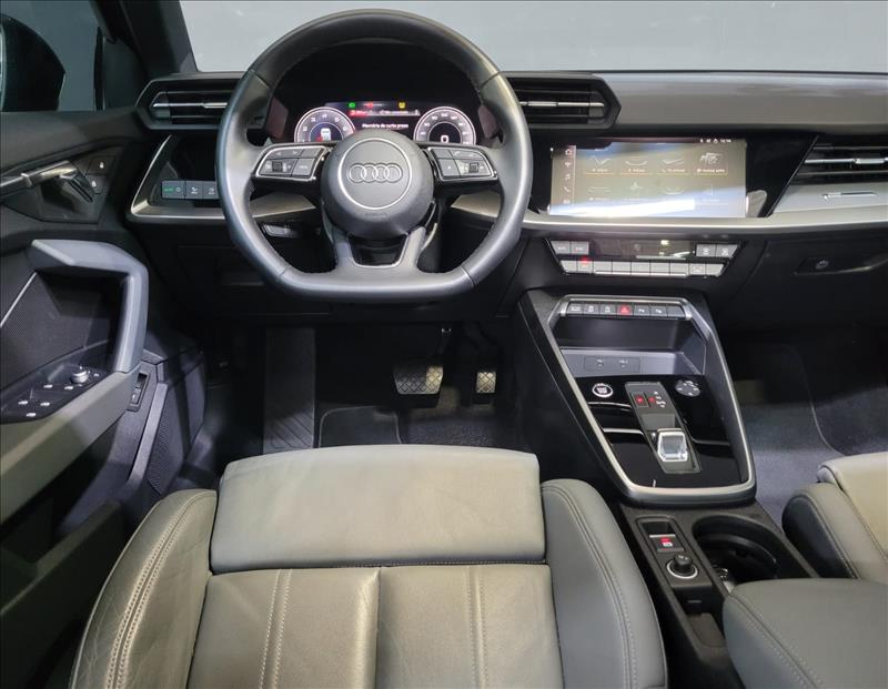 Audi-A3-2.0 40 TFSI Mhev Sedan Performance Black