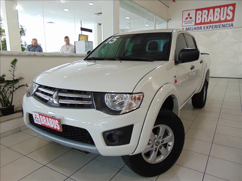 MITSUBISHI L200 TRITON 2.4 HLS 4X2 CD 16V
