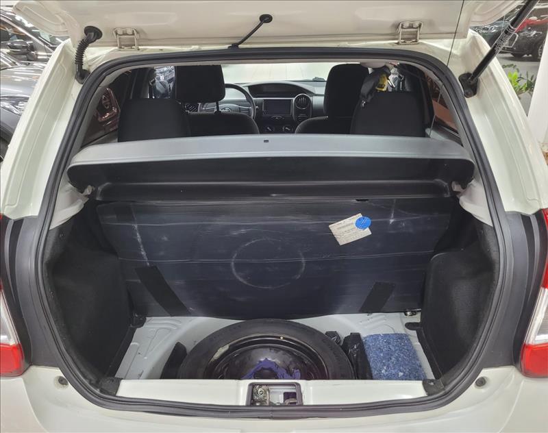 Toyota-ETIOS-1.3 X Standard 16V