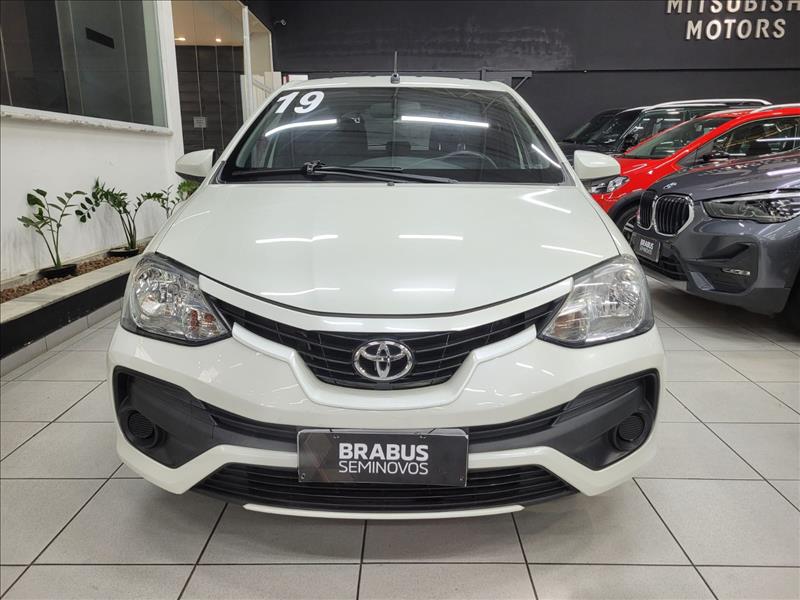 Toyota-ETIOS-1.3 X Standard 16V