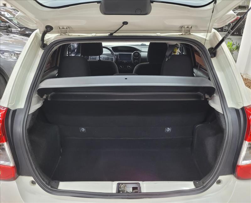 Toyota-ETIOS-1.3 X Standard 16V