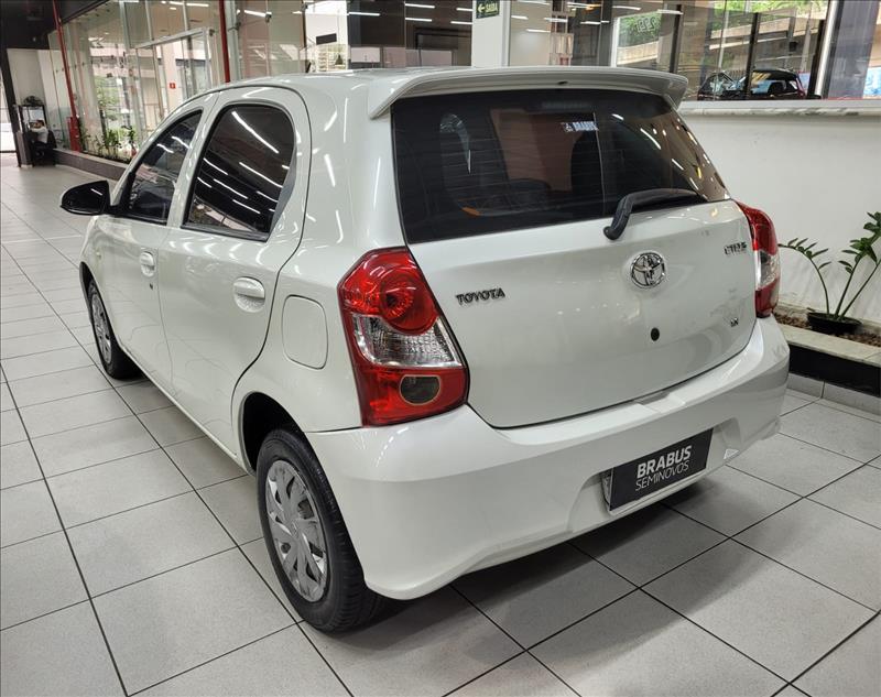 Toyota-ETIOS-1.3 X Standard 16V