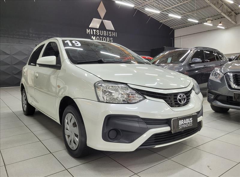 Toyota-ETIOS-1.3 X Standard 16V