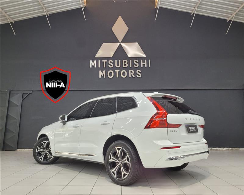 Volvo-XC60-2.0 T8 Recharge Inscription Expression AWD Geartronic