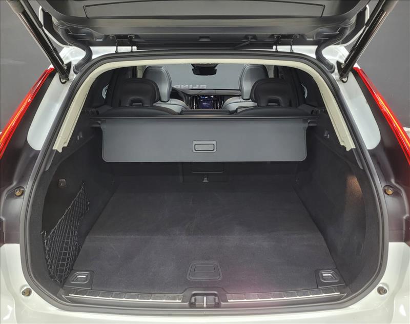 Volvo-XC60-2.0 T8 Recharge Inscription Expression AWD Geartronic