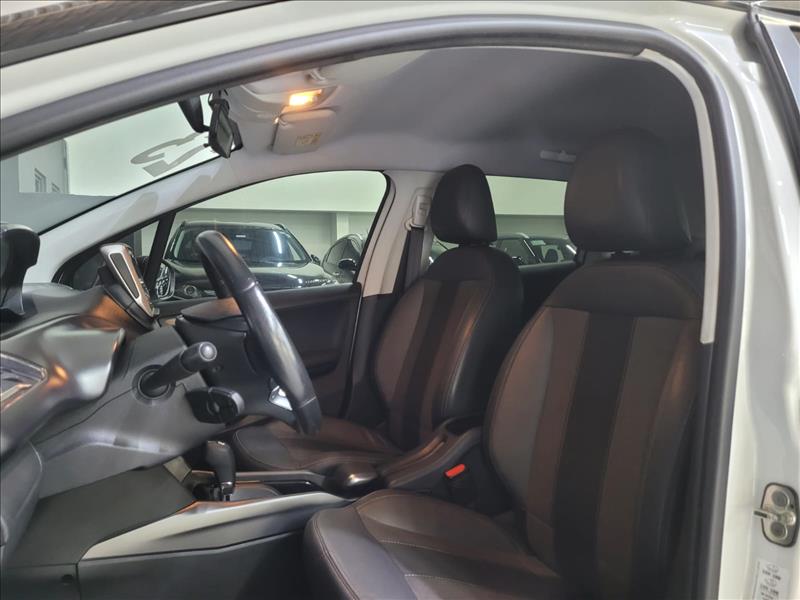 Peugeot-2008-1.6 16V THP Style