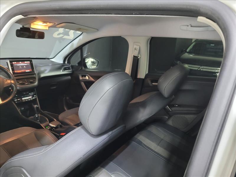 Peugeot-2008-1.6 16V THP Style