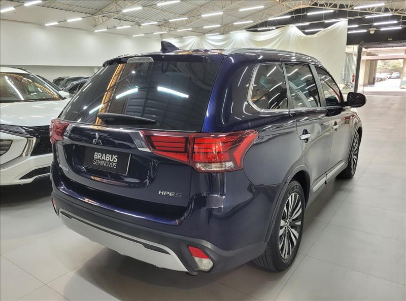 Mitsubishi-OUTLANDER-3.0 Mivec V6 Hpe-s AWD