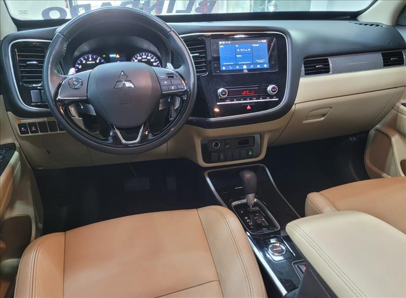 Mitsubishi-OUTLANDER-3.0 Mivec V6 Hpe-s AWD