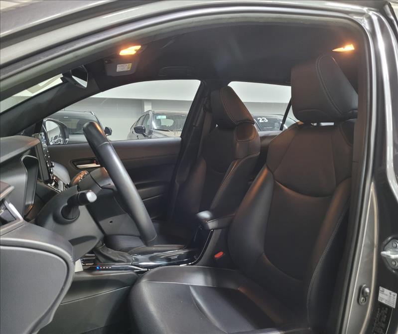 Toyota-COROLLA CROSS-1.8 VVT-I Hybrid XRV