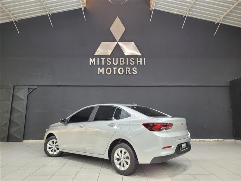 GM - Chevrolet-ONIX-1.0 Plus LT