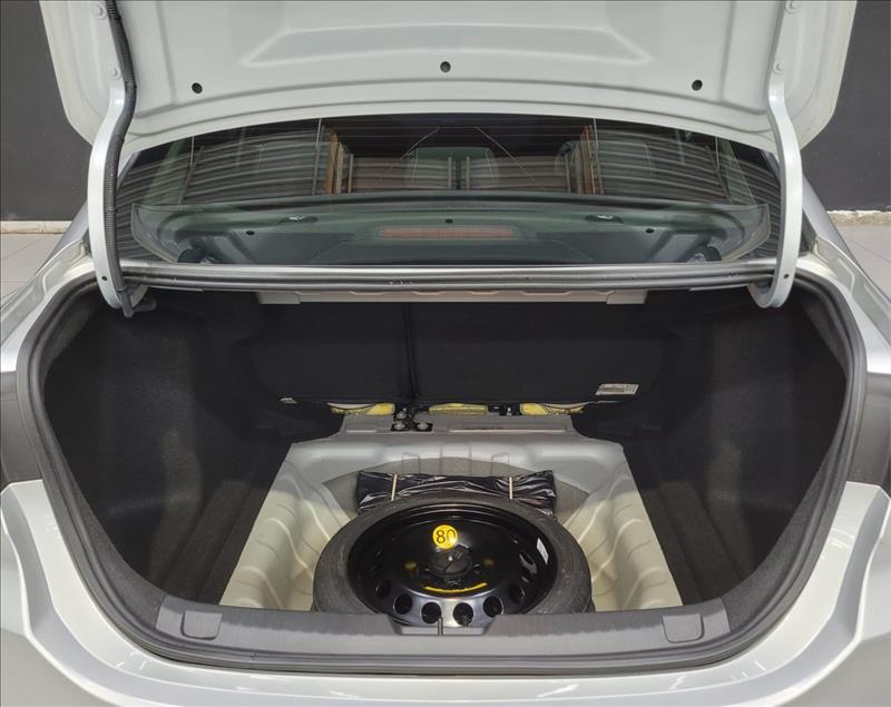 GM - Chevrolet-ONIX-1.0 Plus LT