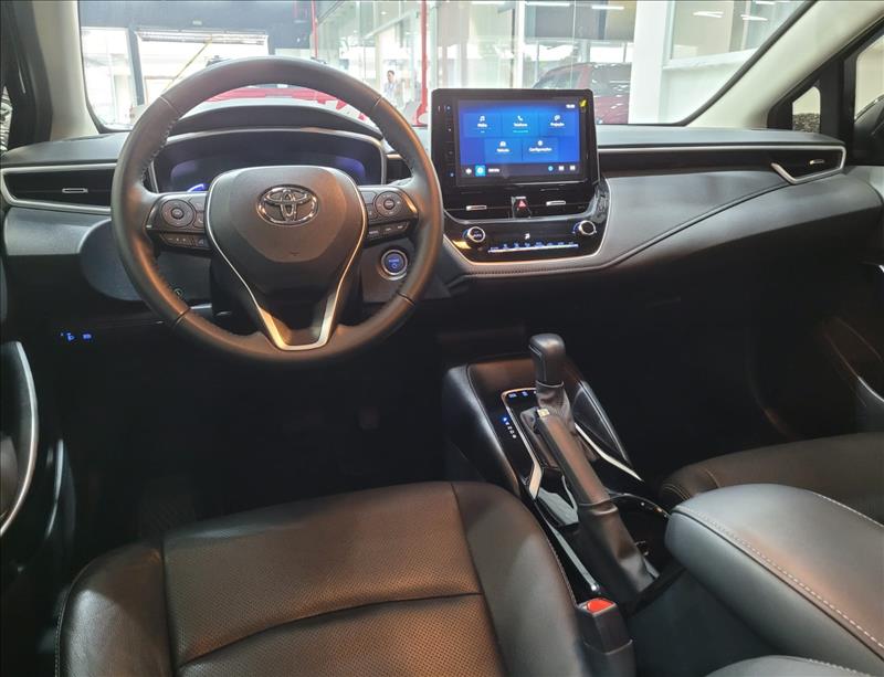 Toyota-COROLLA-1.8 VVT-I Hybrid Altis
