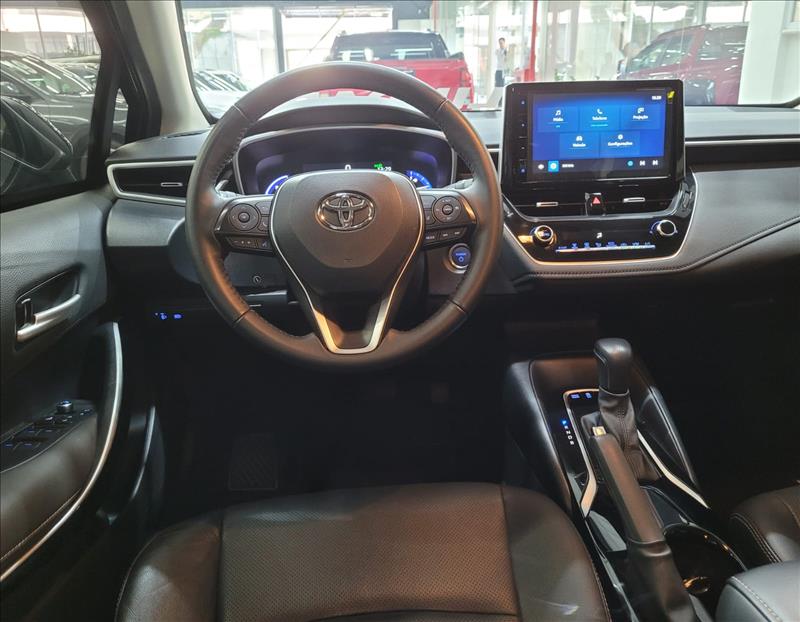 Toyota-COROLLA-1.8 VVT-I Hybrid Altis